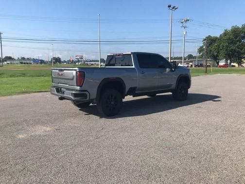 2024 GMC Sierra 2500 AT4
