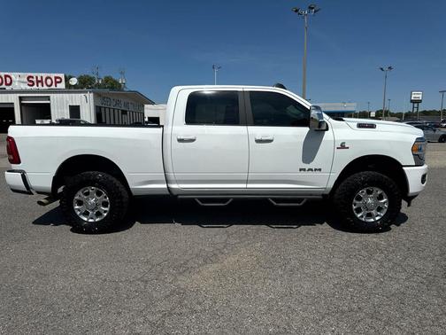 2024 RAM 2500 Laramie Crew Cab 4x4 6'4' Box