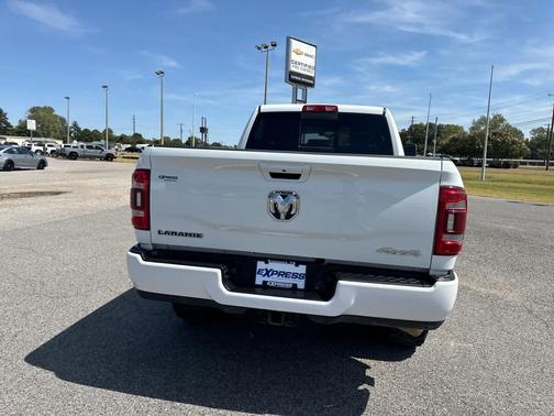 2024 RAM 2500 Laramie Crew Cab 4x4 6'4' Box
