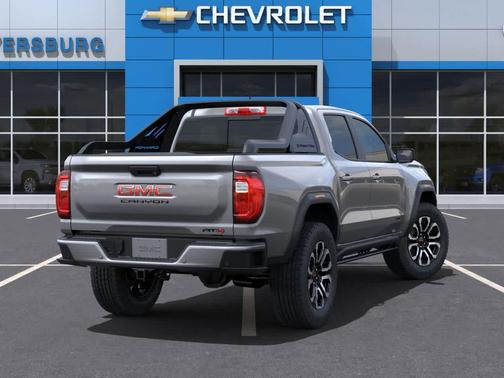 2025 GMC Canyon AT4