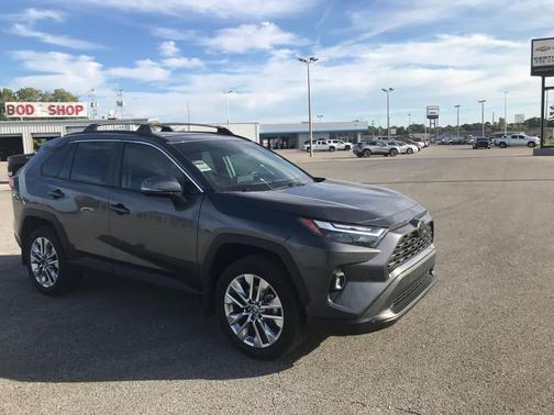 2024 Toyota RAV4 XLE Premium