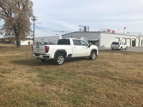 2021 GMC Sierra 2500 Denali