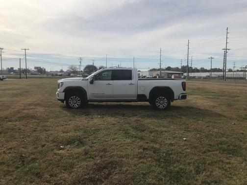 2021 GMC Sierra 2500 Denali