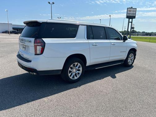Summit White 2023 Chevrolet Suburban Premier