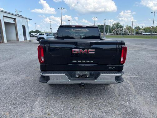 Onyx Black 2025 GMC Sierra 1500 SLT
