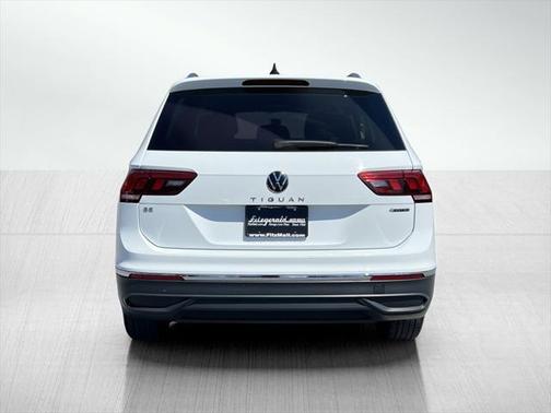2024 Volkswagen Tiguan 2.0T SE 4MOTION