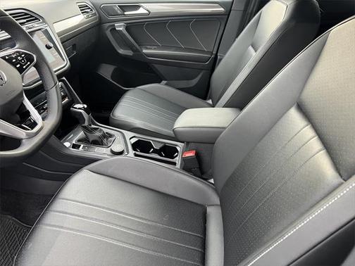 2024 Volkswagen Tiguan 2.0T SE R-Line Black 4MOTION
