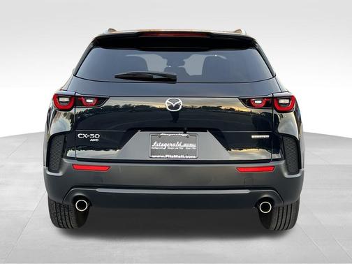 2025 Mazda CX-50 2.5 S Preferred Package