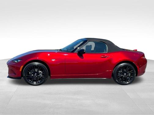 2024 Mazda MX-5 Miata Club