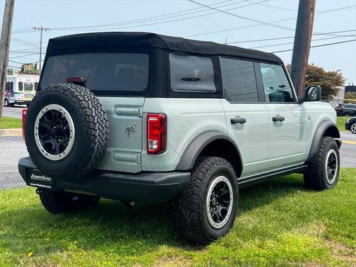 2022 Ford Bronco Black Diamond