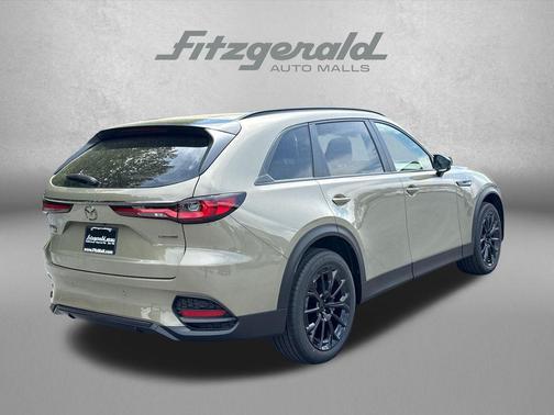 Zircon Sand Metallic 2026 Mazda CX-70 3.3 Turbo Preferred