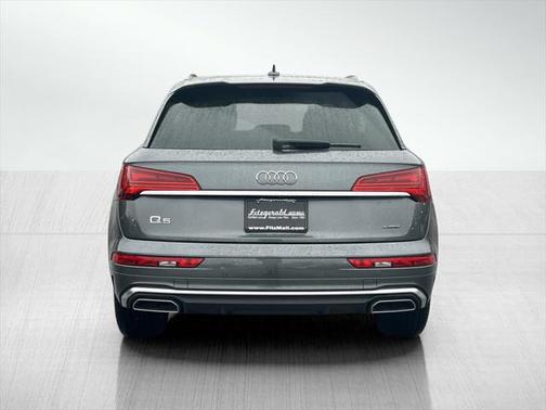 2024 Audi Q5 45 S line Premium Plus