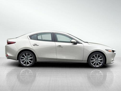 2025 Mazda Mazda3 FWD w/Preferred Package
