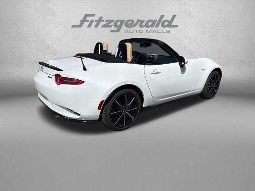 Snowflake White Pearl Mica 2026 Mazda MX-5 Miata Grand Touring