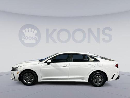 2022 Kia K5 LXS