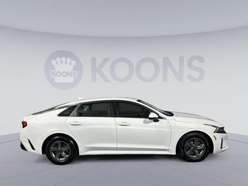2022 Kia K5 LXS