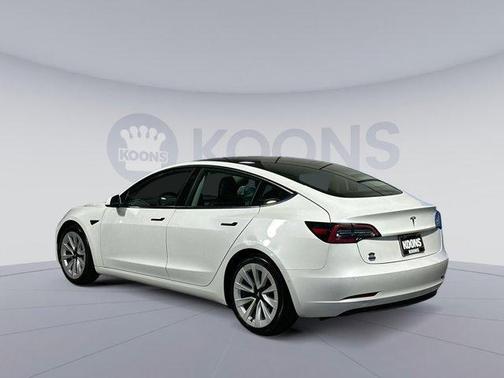 2021 Tesla Model 3 Standard Range Plus