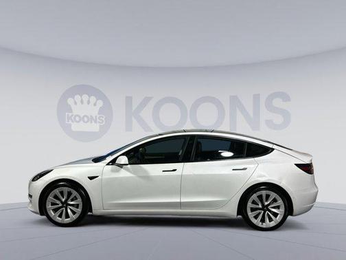 2021 Tesla Model 3 Standard Range Plus