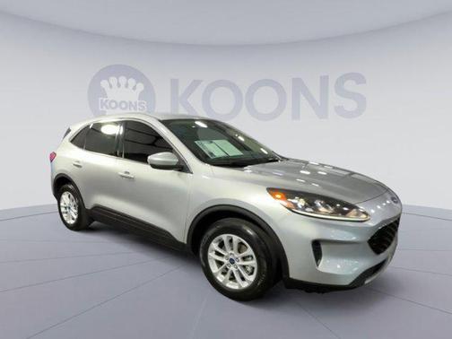INGOT SILVER METALLIC 2020 Ford Escape SE