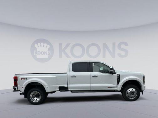 2026 Ford F-450 Platinum