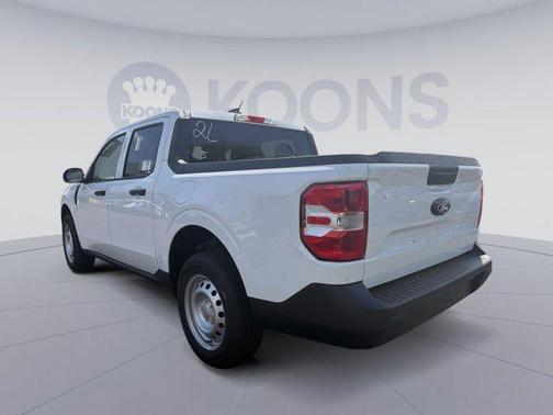 Oxford White 2026 Ford Maverick XL