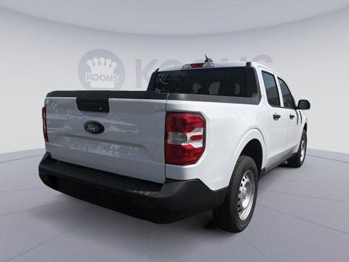 Oxford White 2026 Ford Maverick XL