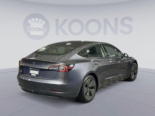 2021 Tesla Model 3 Standard Range Plus