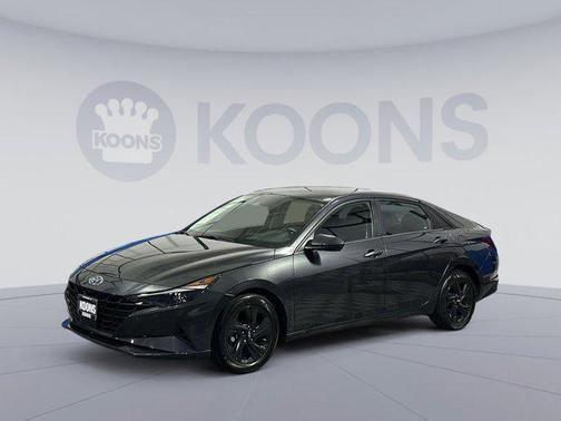 2021 Hyundai ELANTRA SEL