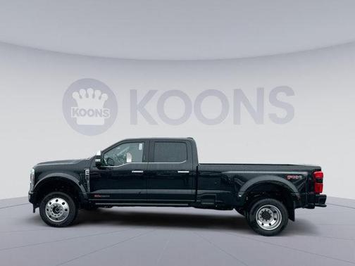 2026 Ford F-450 Platinum