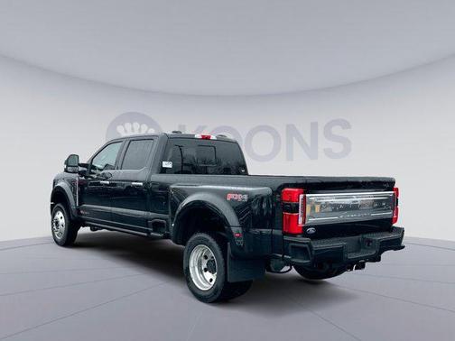 2026 Ford F-450 Platinum