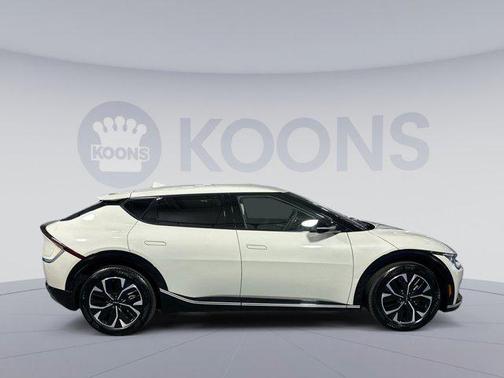 2023 Kia EV6 Wind