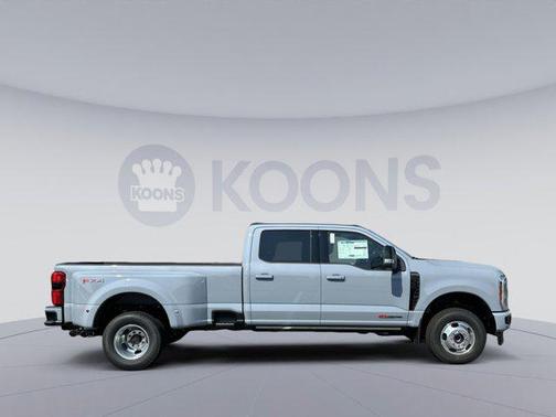 2025 Ford F-350 Platinum