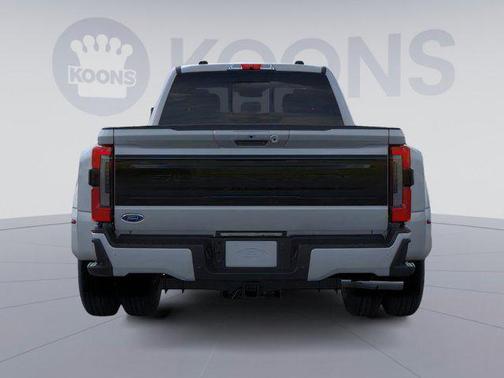 2025 Ford F-350 Platinum