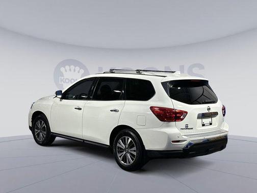 2020 Nissan Pathfinder S 2WD