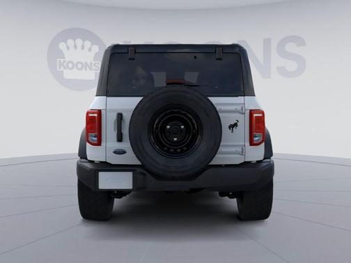Oxford White 2026 Ford Bronco Big Bend