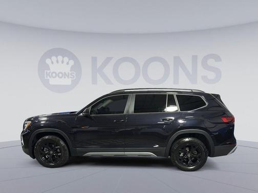 Deep Black 2024 Volkswagen Atlas 2.0T SEL