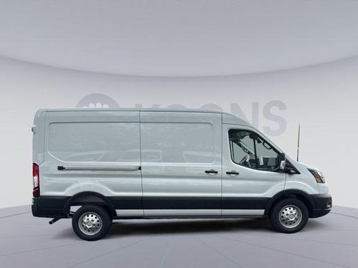 OXFORD WHITE 2026 Ford Transit-250 Base