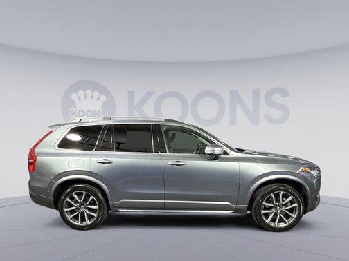 2018 Volvo XC90 T5 Momentum