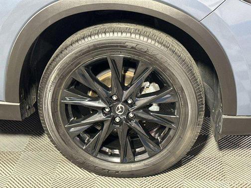 2023 Mazda CX-5 Carbon Edition