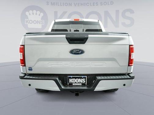 Photo 4 of 41 of 2019 Ford F-150 XLT