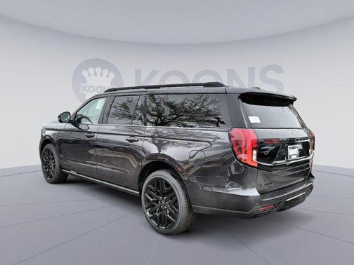 Dark Matter Gray Metallic 2026 Ford Expedition Max Platinum