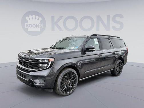 Dark Matter Gray Metallic 2026 Ford Expedition Max Platinum