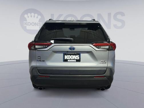 Silver Sky Metallic 2024 Toyota RAV4 Hybrid XLE
