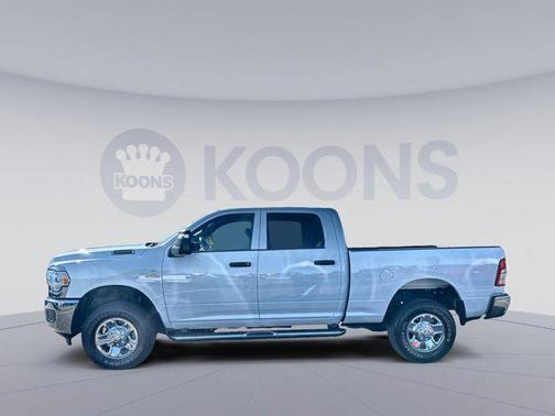 2024 RAM 2500 Tradesman Crew Cab 4x4 6'4' Box