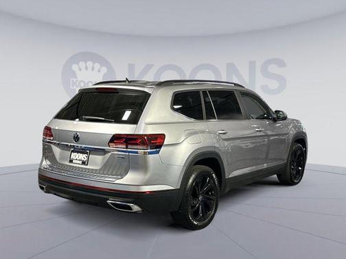 2022 Volkswagen Atlas 2.0T SE w/Technology 4MOTION