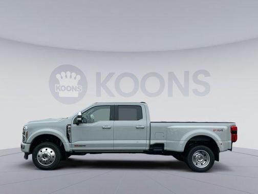 AVALANCHE 2026 Ford F-450 Platinum