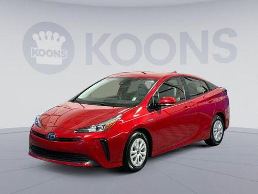 2019 Toyota Prius LE