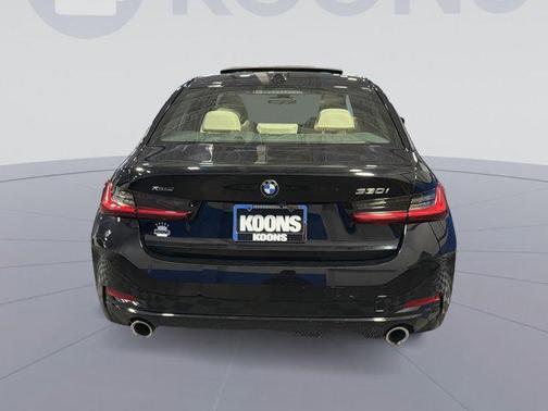2023 BMW 330 xDrive