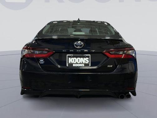 Midnight Black Metallic 2023 Toyota Camry SE