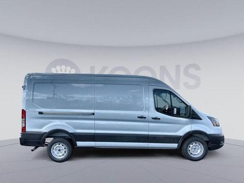 Oxford White 2026 Ford Transit-250 Base